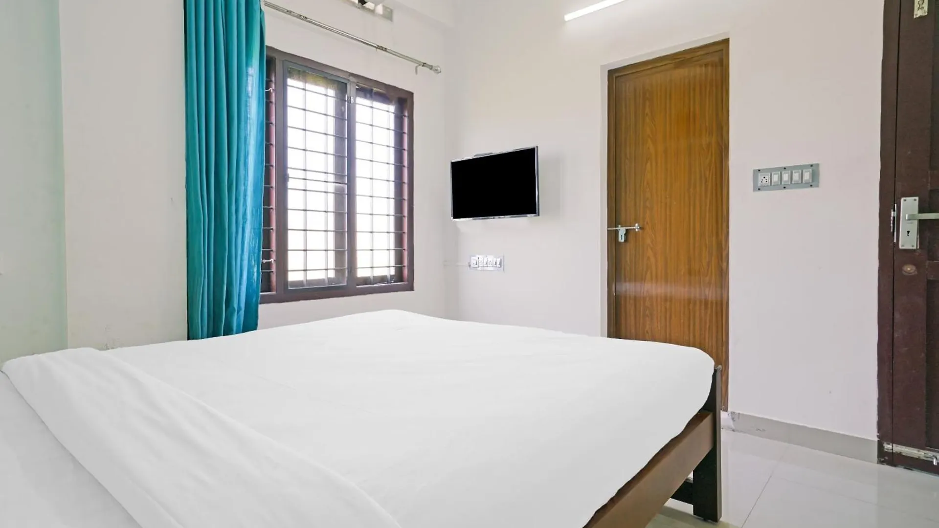 Hotel O Flagship 85805 Majestic Petta Metro Station Kochi 3*,  Indien